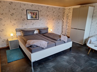 Doppelzimmer - Ansicht vergrößern -